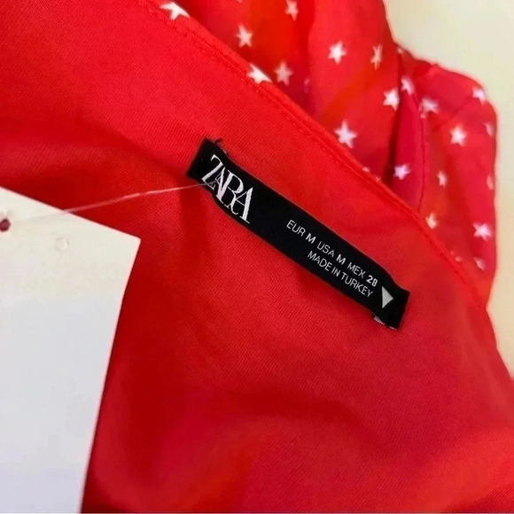 💕ZARA Red Satin  Laced V-NECK Viscose Blend Stars Print BODYSUIT SIZE M NWOT - Picture 6 of 9